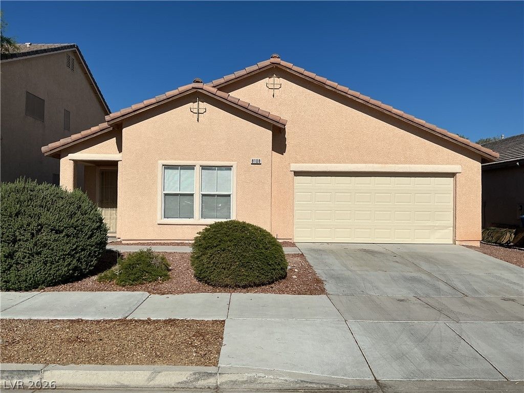 8108 Roundup Ridge Street, Las Vegas, NV 89131