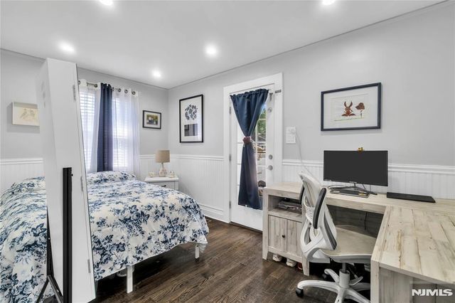 40 Merritt Avenue, Dumont, NJ 07628