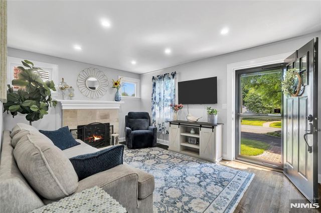 40 Merritt Avenue, Dumont, NJ 07628