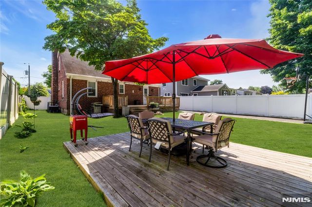 40 Merritt Avenue, Dumont, NJ 07628