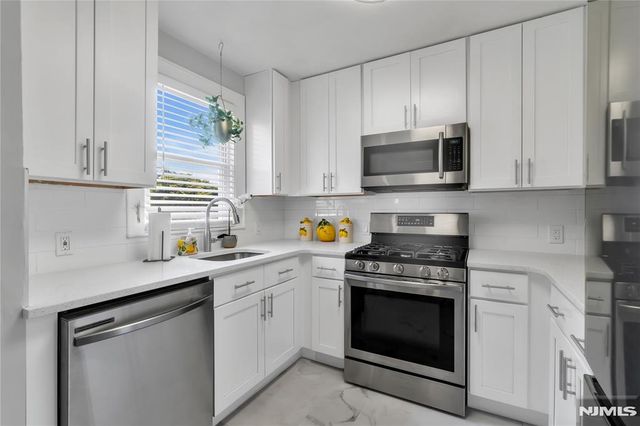 40 Merritt Avenue, Dumont, NJ 07628