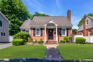40 Merritt Avenue, Dumont, NJ 07628