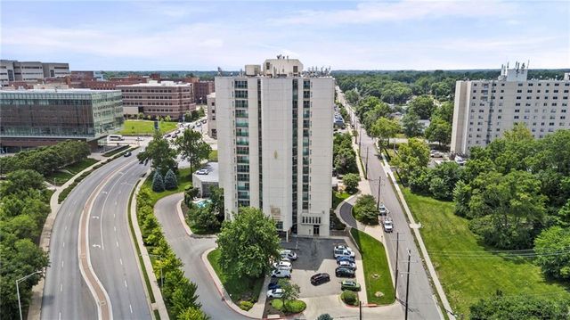 3838 Rainbow Boulevard 1402, Kansas City, KS 66103