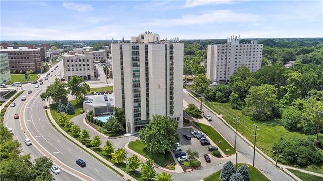 3838 Rainbow Boulevard 1402, Kansas City, KS 66103