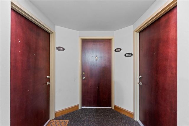 3838 Rainbow Boulevard 1402, Kansas City, KS 66103