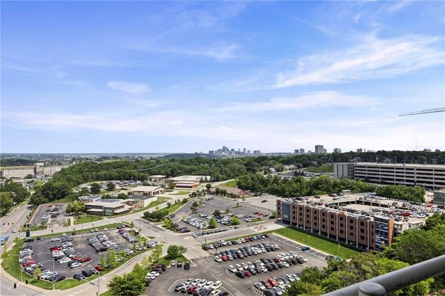 3838 Rainbow Boulevard 1402, Kansas City, KS 66103