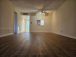 5940 NW 64th Avenue 106, Tamarac, FL 33319