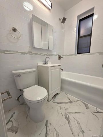 43-42 45th Street 4H, Sunnyside, NY 11104