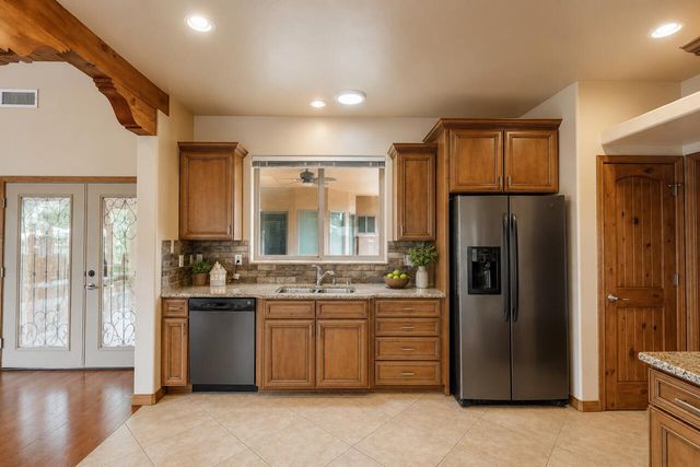 2419 Jerry Road SW, Albuquerque, NM 87105