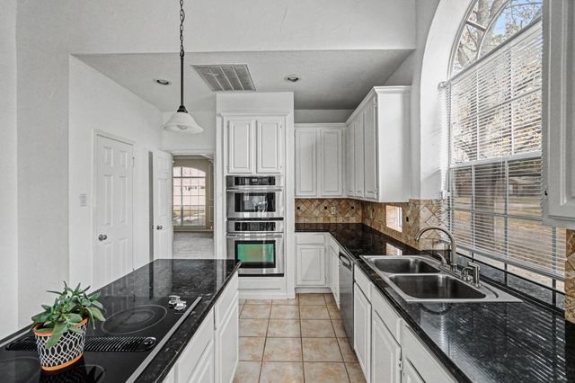 20731 Maple Village Drive, Cypress, TX 77433