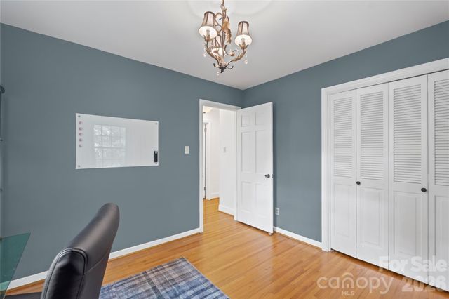 1800 Lumarka Drive, Charlotte, NC 28212