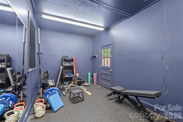 1800 Lumarka Drive, Charlotte, NC 28212