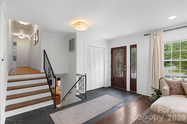 1800 Lumarka Drive, Charlotte, NC 28212