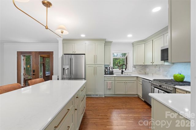 1800 Lumarka Drive, Charlotte, NC 28212