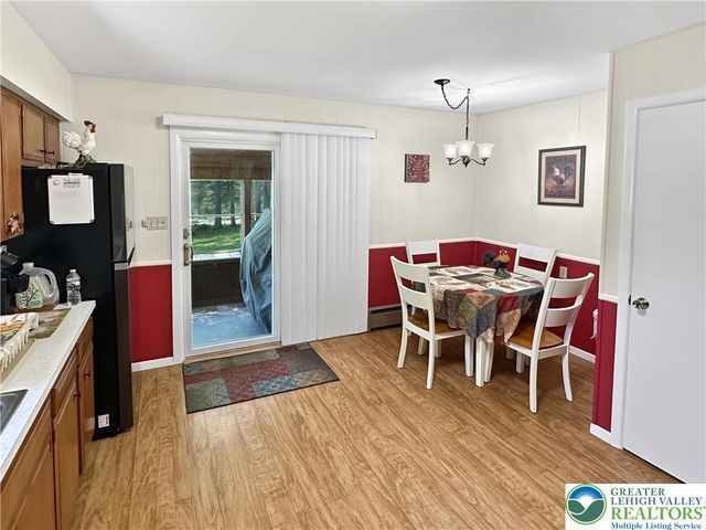7537 Lake Shore Drive, Tobyhanna Twp, PA 18347
