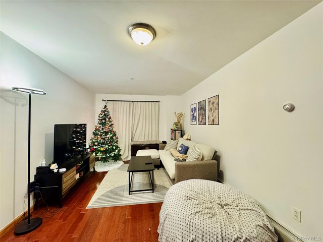 3749 81st Street 3A, Jackson Heights, NY 11372