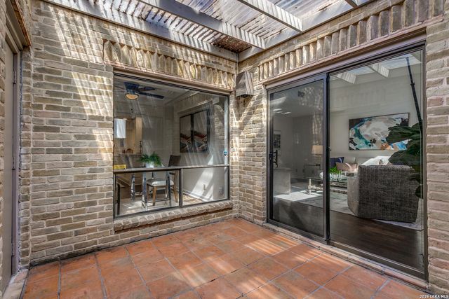 8123 N New Braunfels Ave Apt F, San Antonio, TX 78209