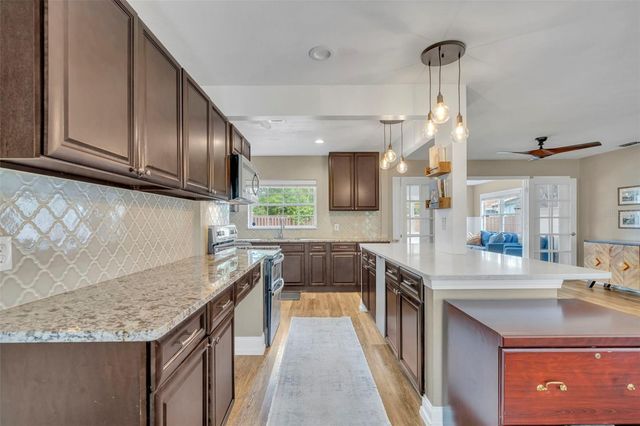 4234 KENDRICK ROAD, Orlando, FL 32804