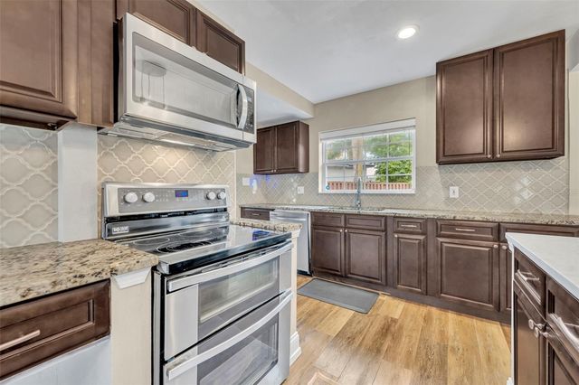 4234 KENDRICK ROAD, Orlando, FL 32804