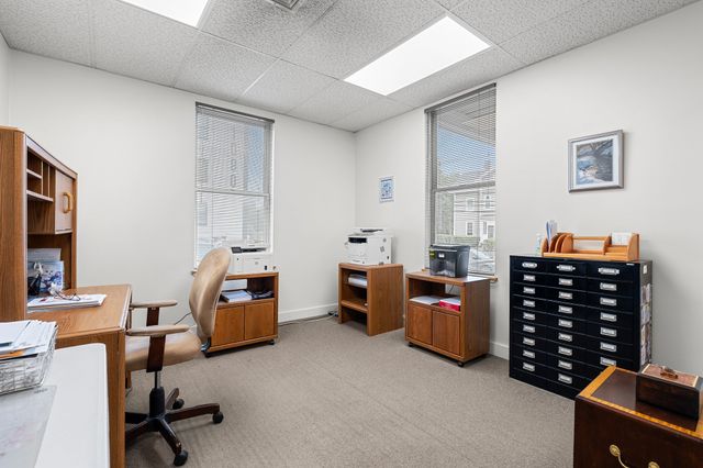 1074 Massachusetts Ave, Arlington, MA 02476