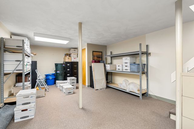 1074 Massachusetts Ave, Arlington, MA 02476