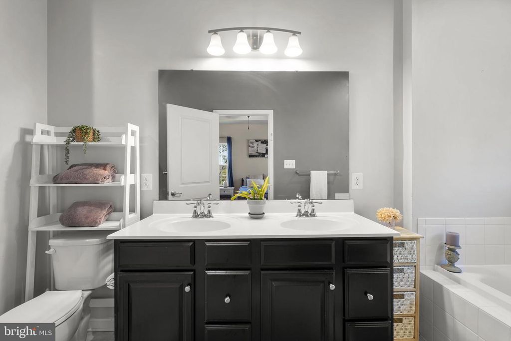 Image 22 of property listing at 1849 WIND GATE RD, Baltimore, MD 21227