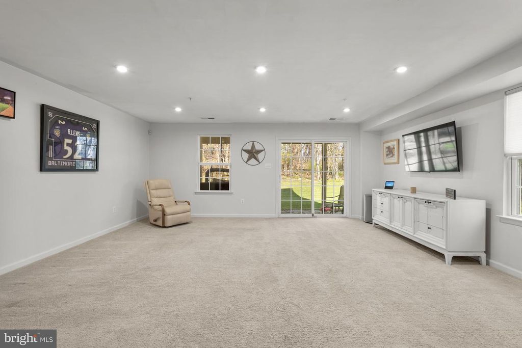 Image 33 of property listing at 1849 WIND GATE RD, Baltimore, MD 21227