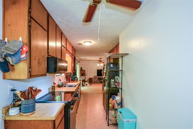 5224 McCarter Station, Stone Mountain, GA 30088