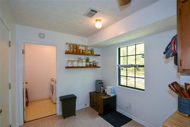 5224 McCarter Station, Stone Mountain, GA 30088