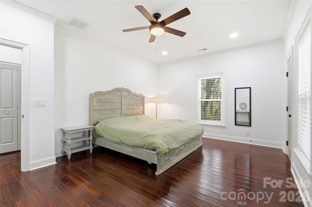 2224 Weyland Avenue, Charlotte, NC 28208