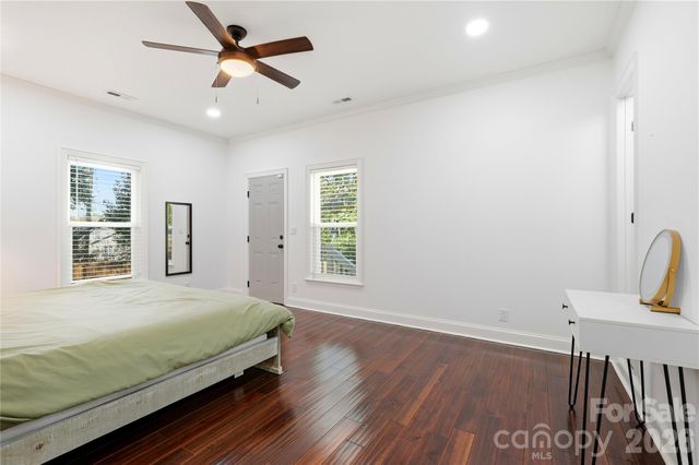 2224 Weyland Avenue, Charlotte, NC 28208