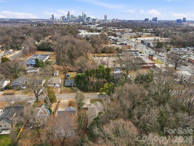 2224 Weyland Avenue, Charlotte, NC 28208