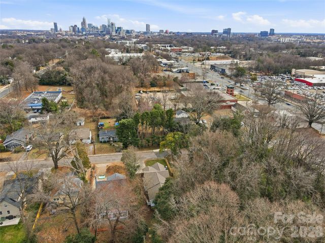 2224 Weyland Avenue, Charlotte, NC 28208