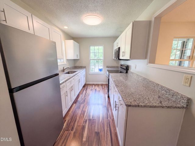 102 Jubilee Drive, Chapel Hill, NC 27516