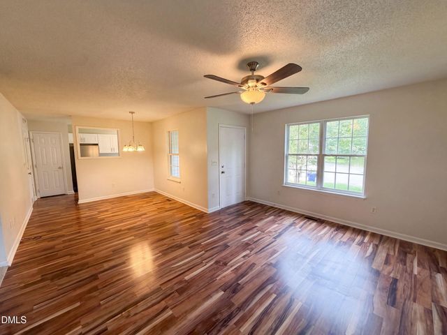 102 Jubilee Drive, Chapel Hill, NC 27516