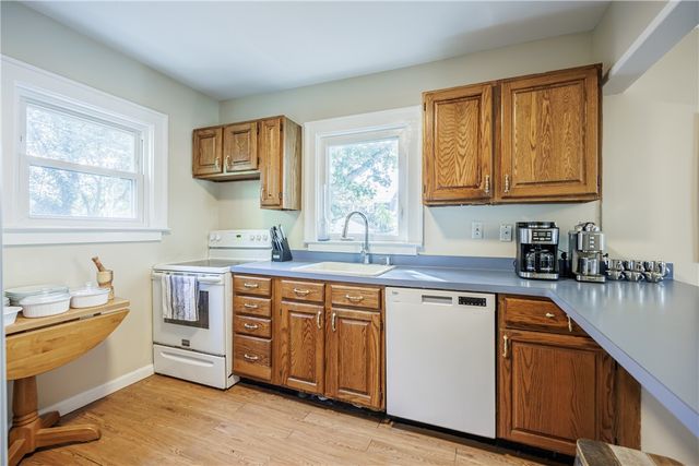 17 Leander Road, Rochester, NY 14612