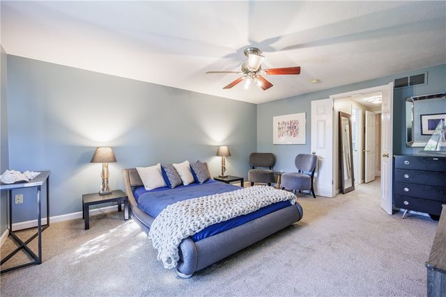 17 Leander Road, Rochester, NY 14612