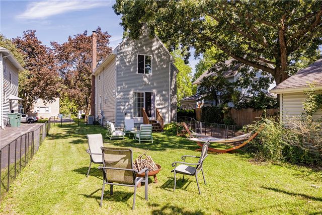 17 Leander Road, Rochester, NY 14612