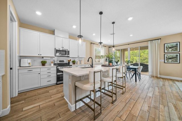 3916 SOUTHERN VISTA LOOP, St Cloud, FL 34772