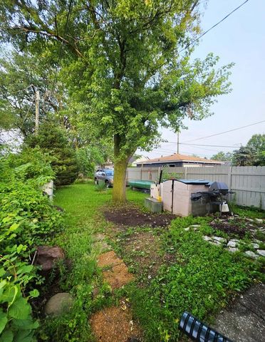 487 Wentworth Avenue, Calumet City, IL 60409