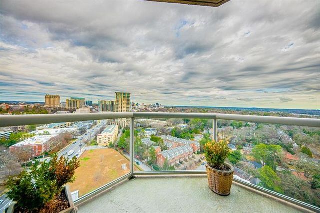 2795 Peachtree Road NE 1909, Atlanta, GA 30305