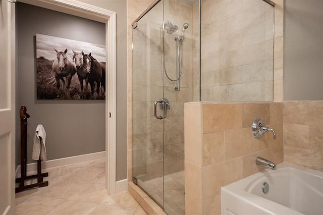 2795 Peachtree Road NE 1909, Atlanta, GA 30305