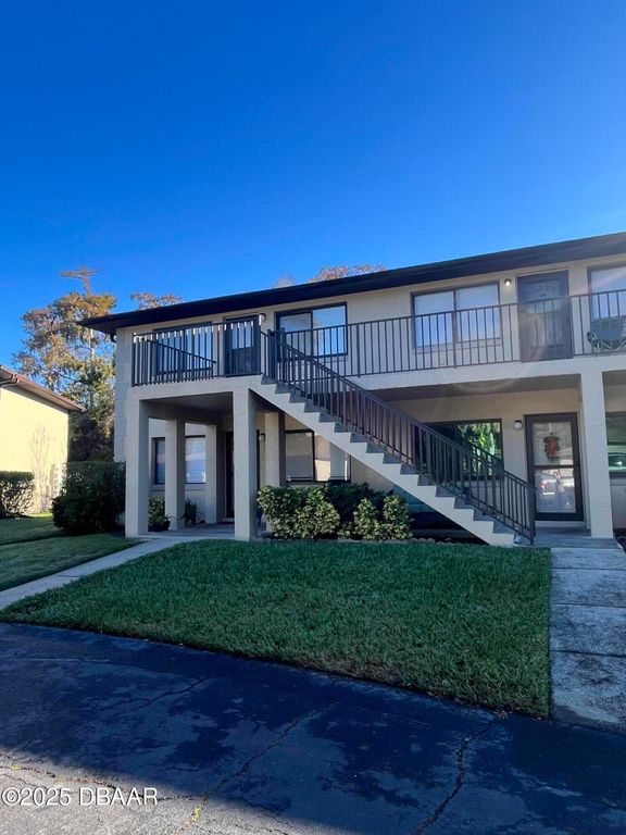 1601 Big Tree Rd Apt 205, Daytona Beach, FL 32119