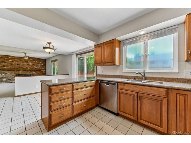 4310 S Dillon St, Aurora, CO 80015
