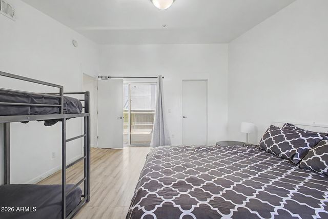 1111 W UNIVERSITY Drive 2020, Tempe, AZ 85281