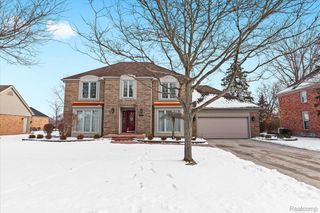 20218 Edgewood Avenue, Livonia, MI 48152