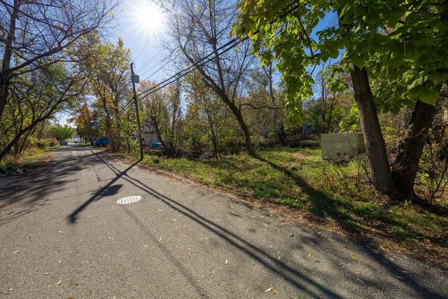 Lt0 ROBIN ROAD, Lake Geneva, WI 53147