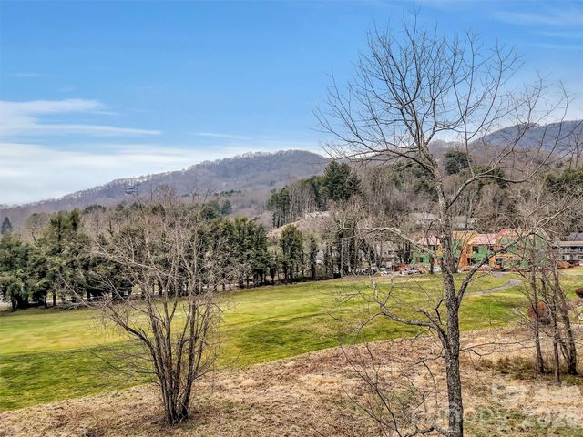 000 Cupp Lane, Waynesville, NC 28786