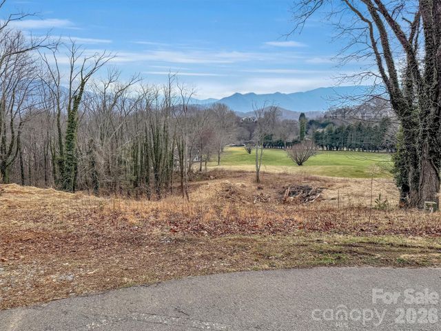 000 Cupp Lane, Waynesville, NC 28786