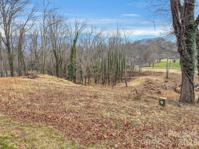 000 Cupp Lane, Waynesville, NC 28786